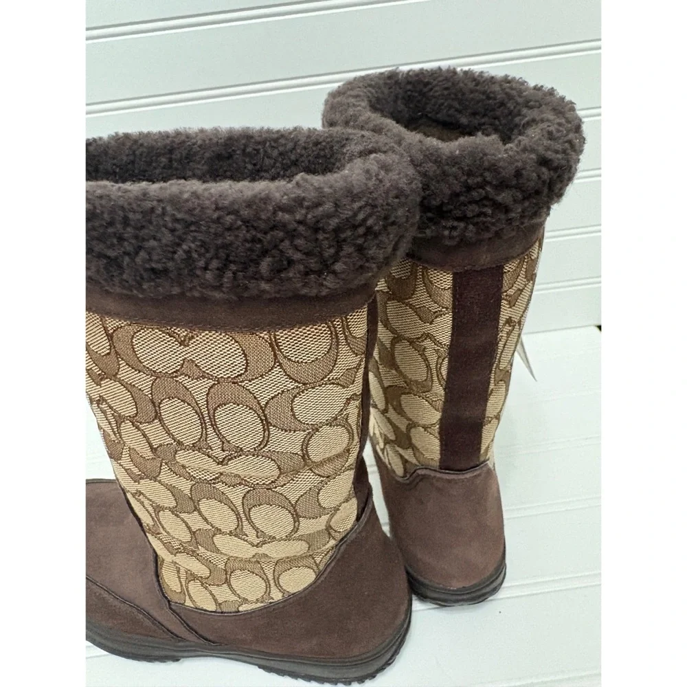 COACH Sherman Brown Signature Vintage Y2K Faux Fur Snow Boots Womens Size 6 NEW - Picture 6 of 8